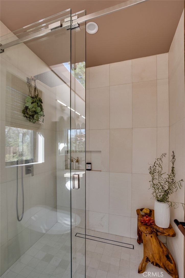 785 W Harriet Street