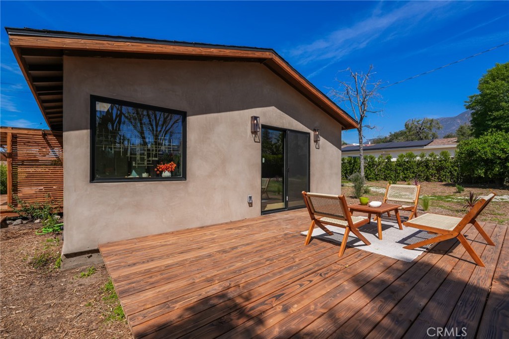 785 W Harriet Street