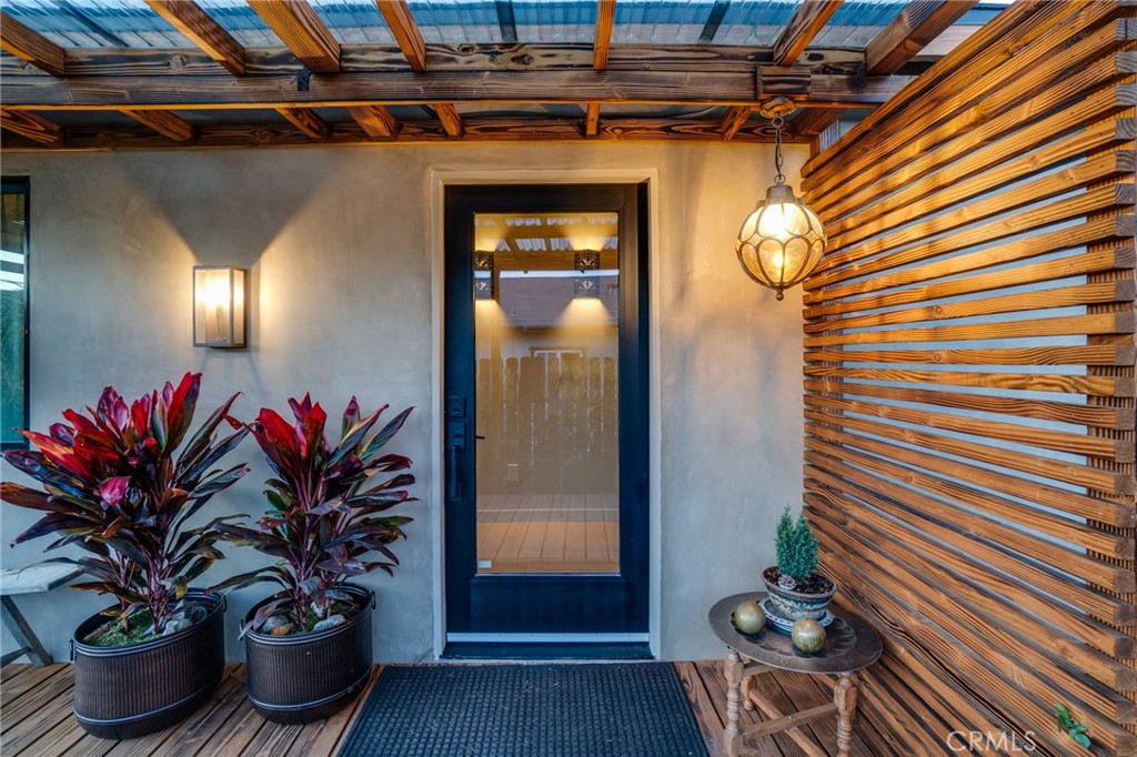 785 W Harriet Street