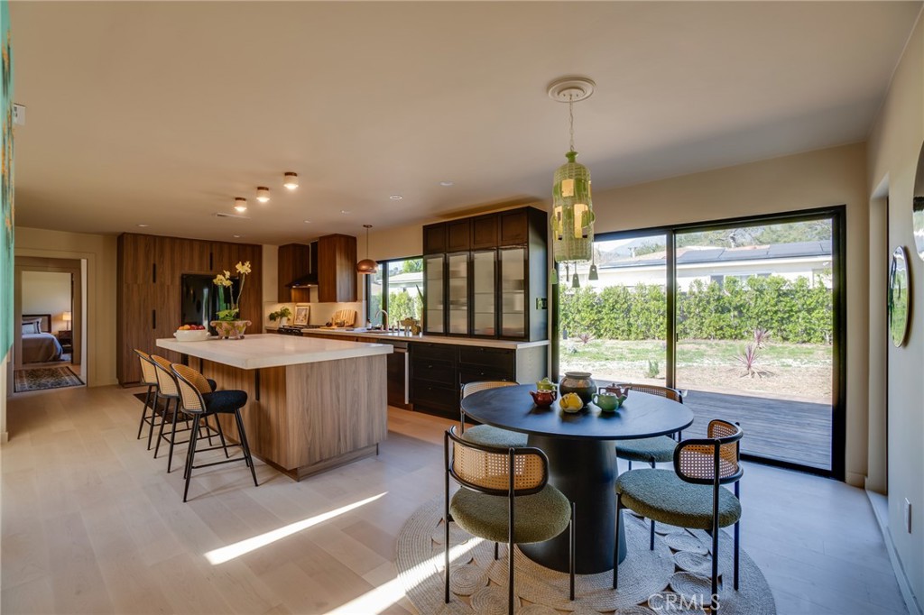 785 W Harriet Street