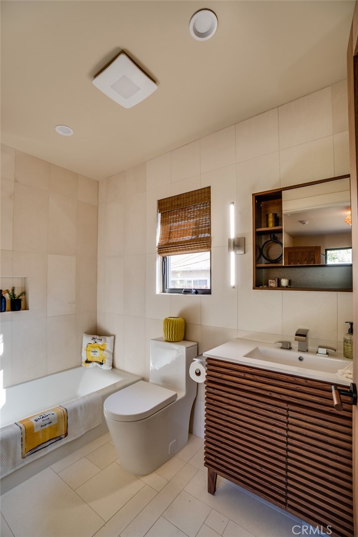 785 W Harriet Street