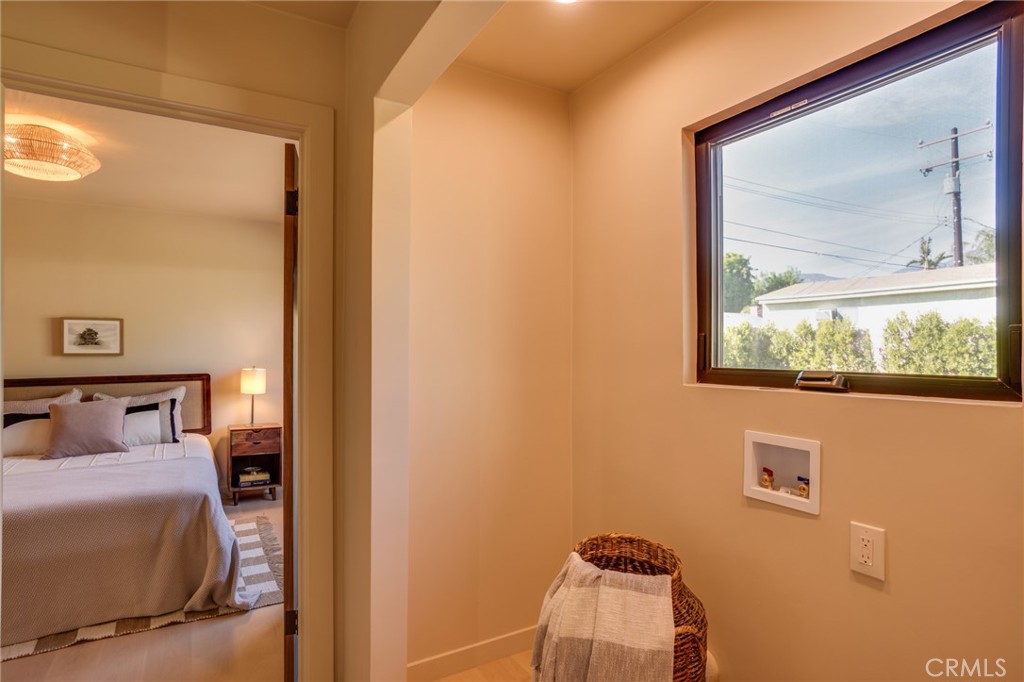 785 W Harriet Street