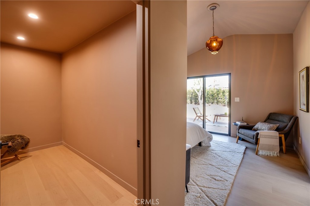 785 W Harriet Street