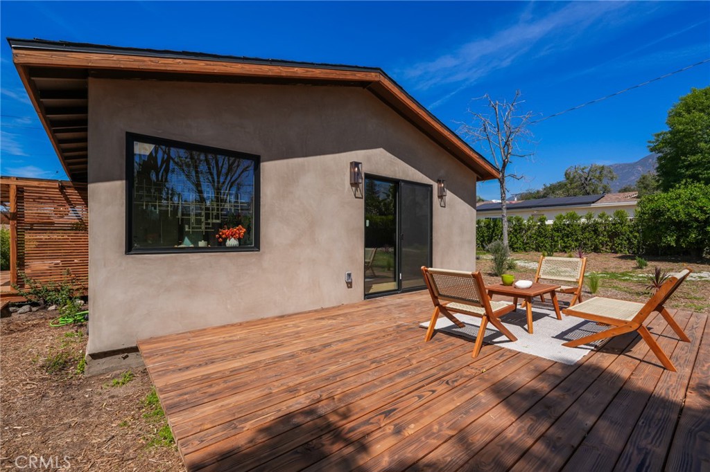 785 W Harriet Street