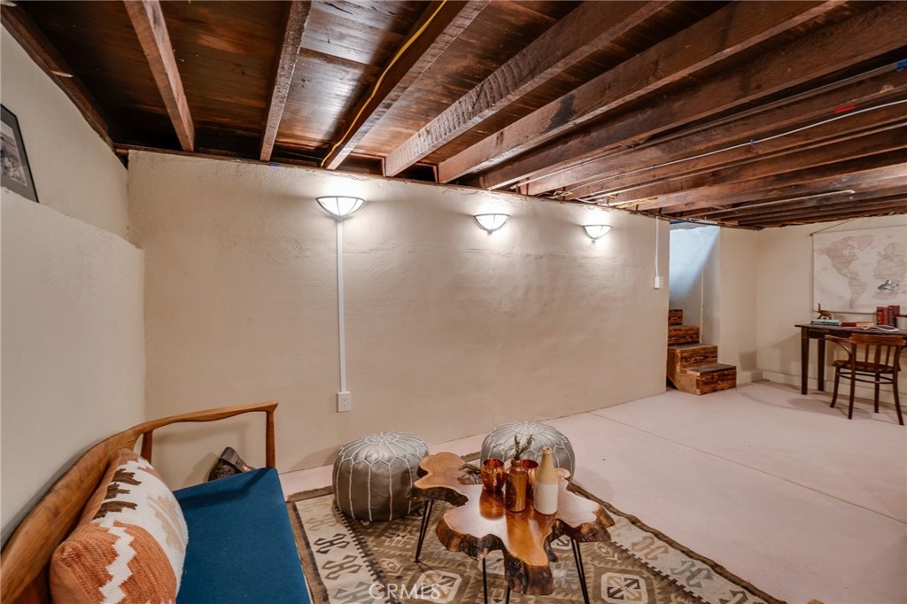 785 W Harriet Street