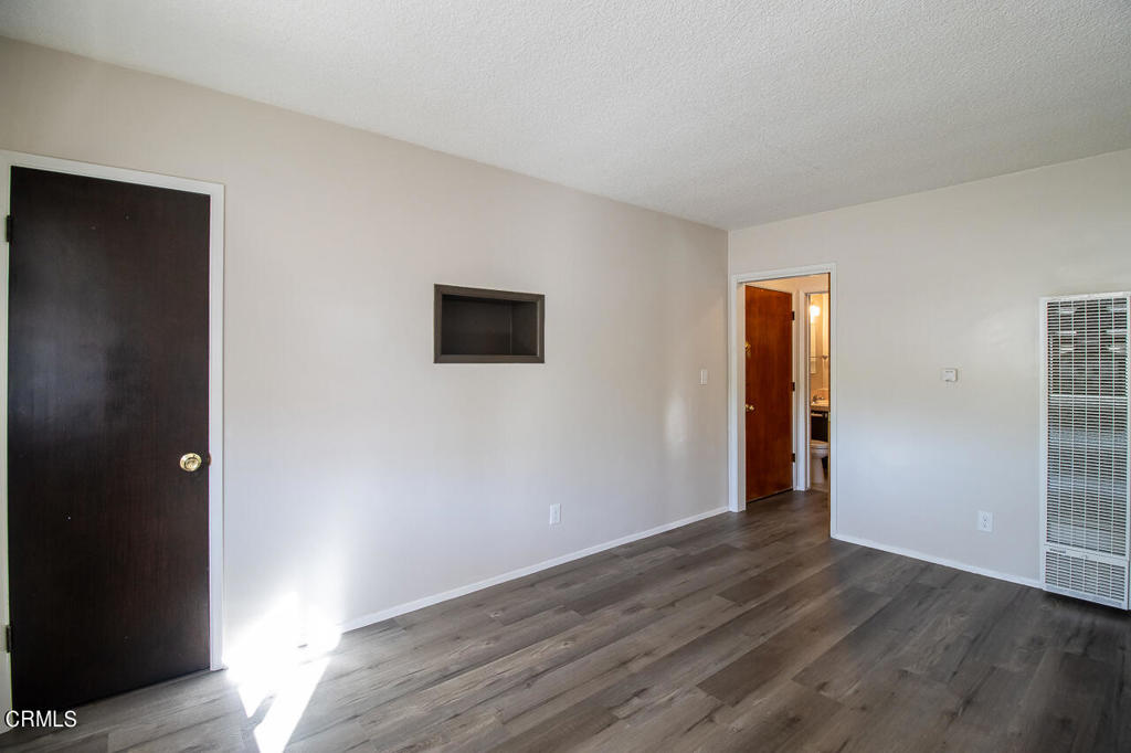 42 S Greenwood Avenue Unit: 2 