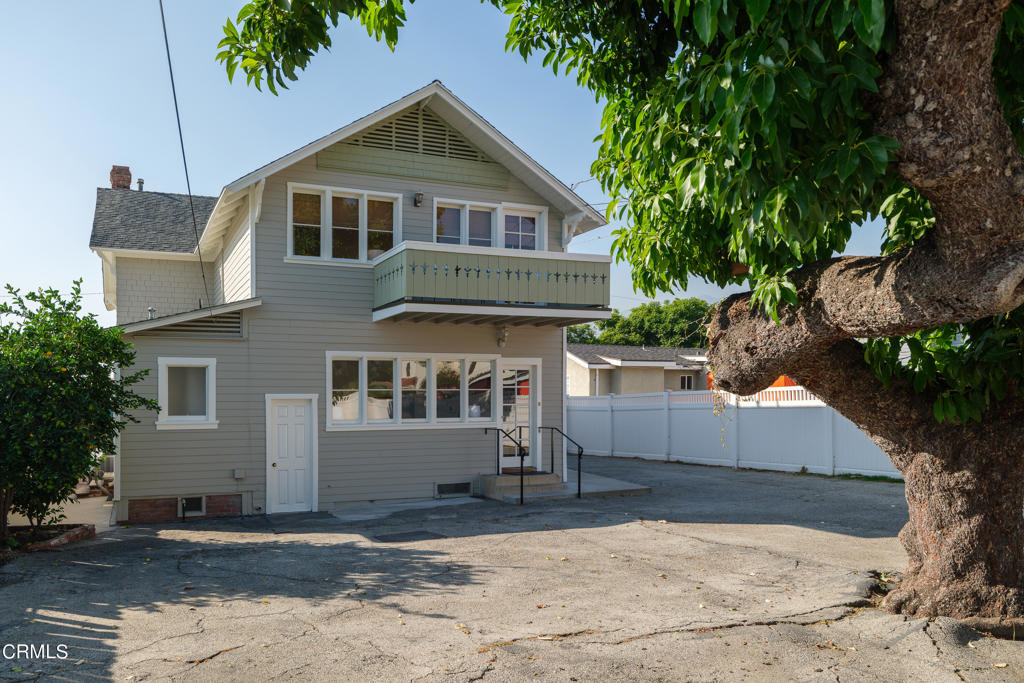 232 S Heliotrope Avenue