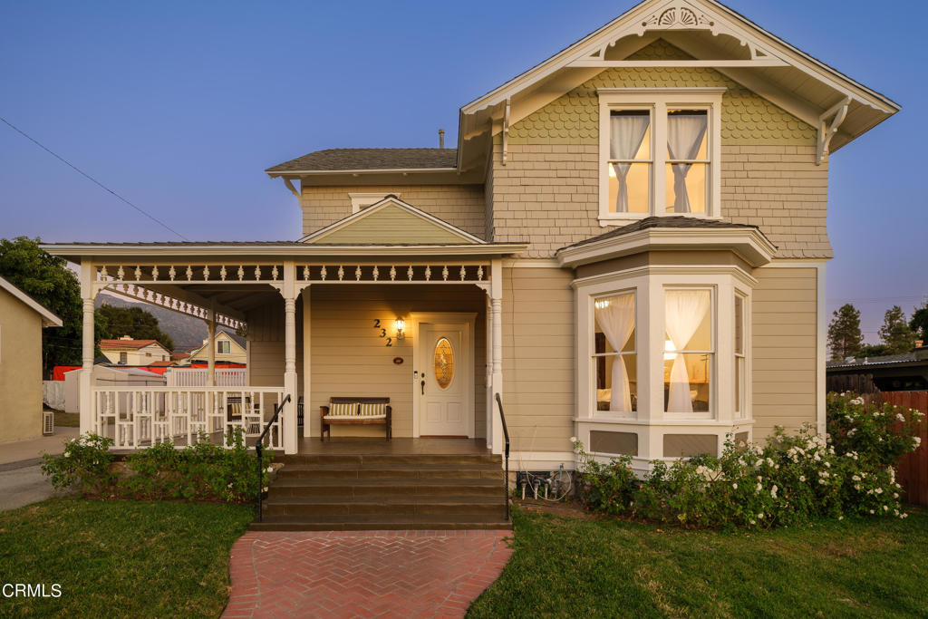 232 S Heliotrope Avenue