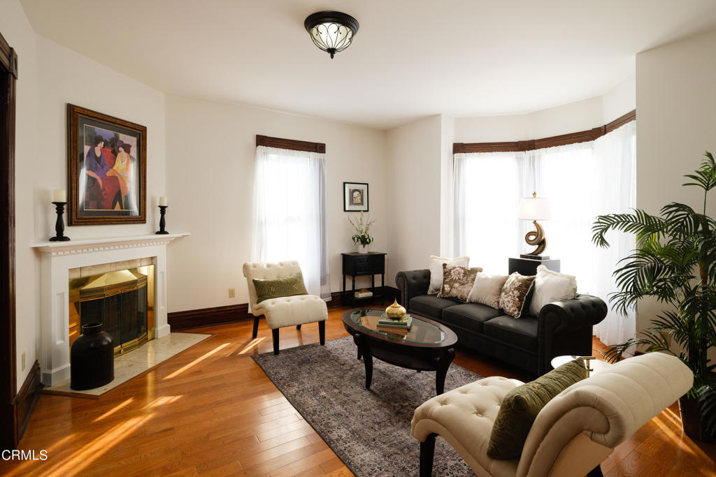 232 S Heliotrope Avenue