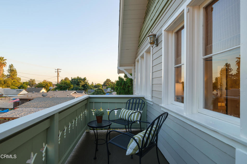 232 S Heliotrope Avenue