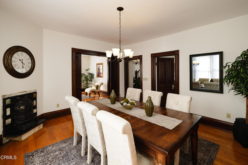 232 S Heliotrope Avenue