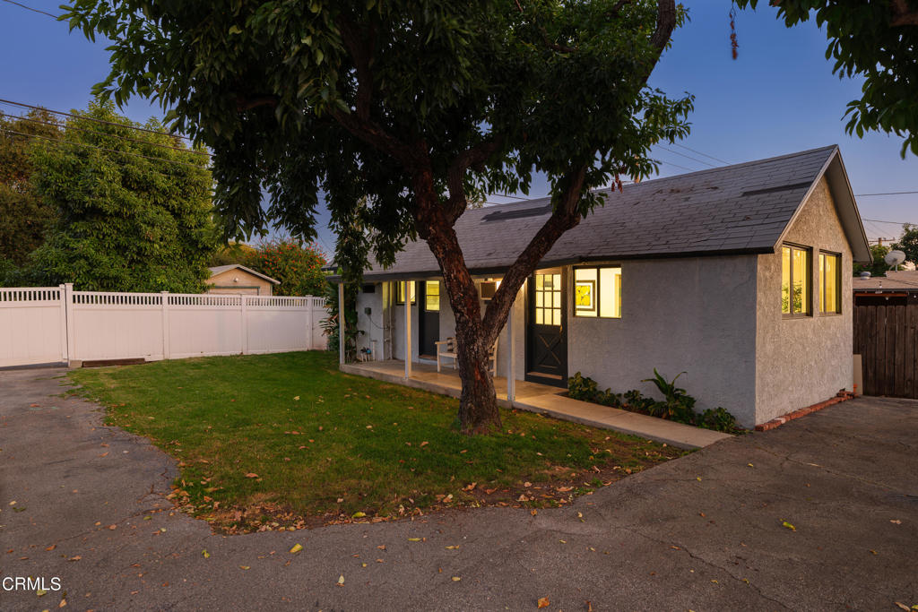 232 S Heliotrope Avenue