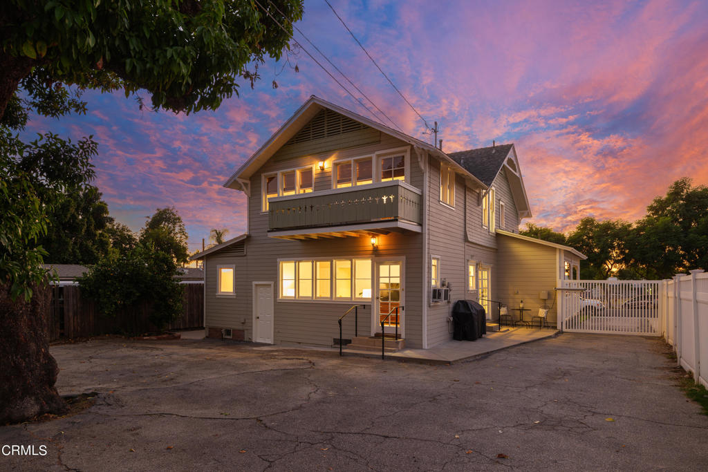 232 S Heliotrope Avenue