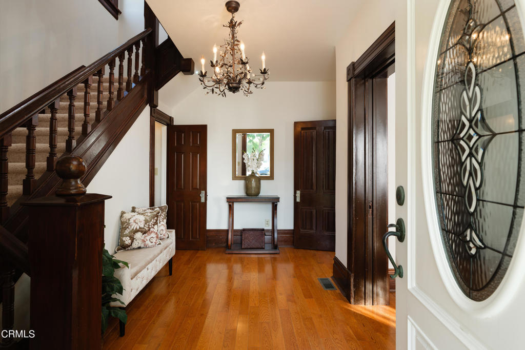 232 S Heliotrope Avenue