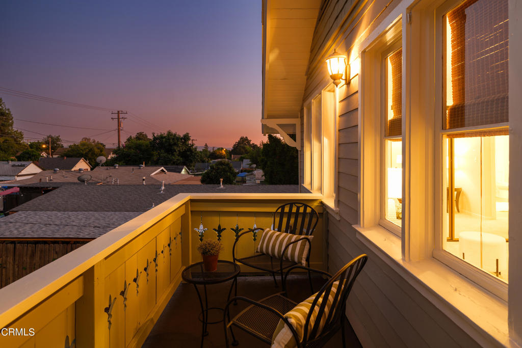 232 S Heliotrope Avenue