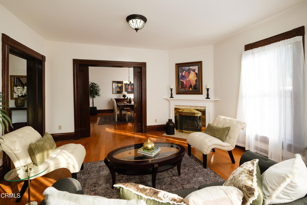 232 S Heliotrope Avenue