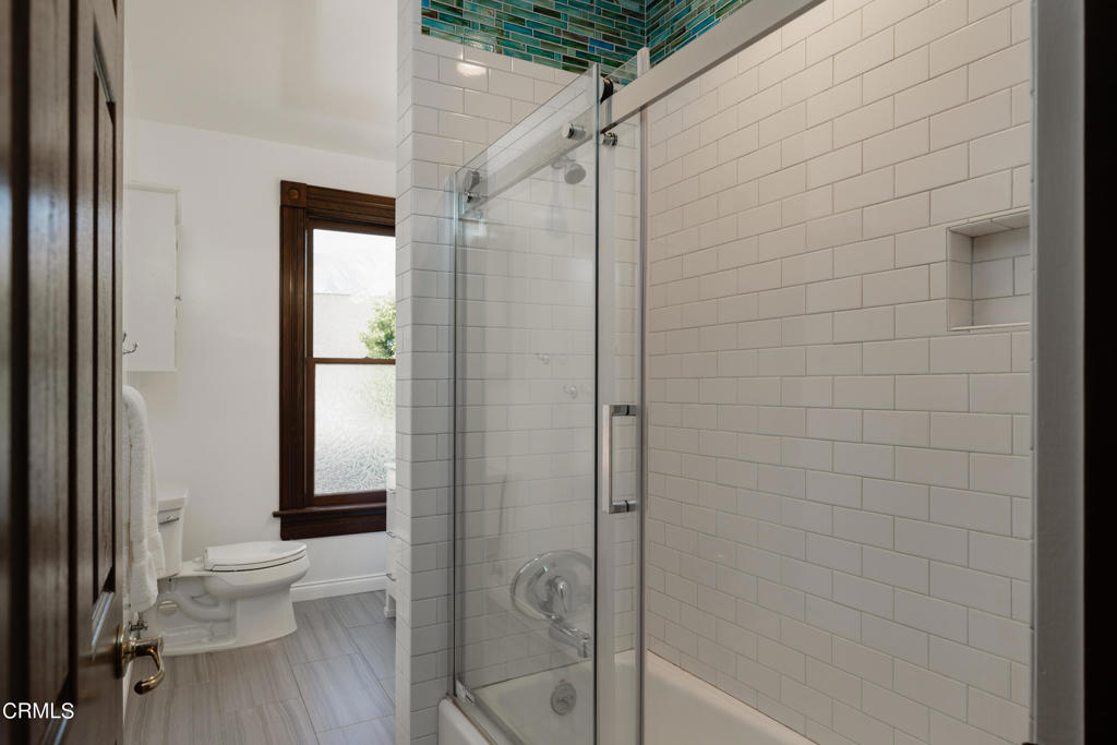 232 S Heliotrope Avenue