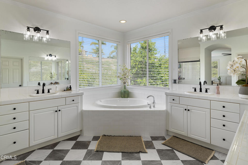 23853 Mission Puebla