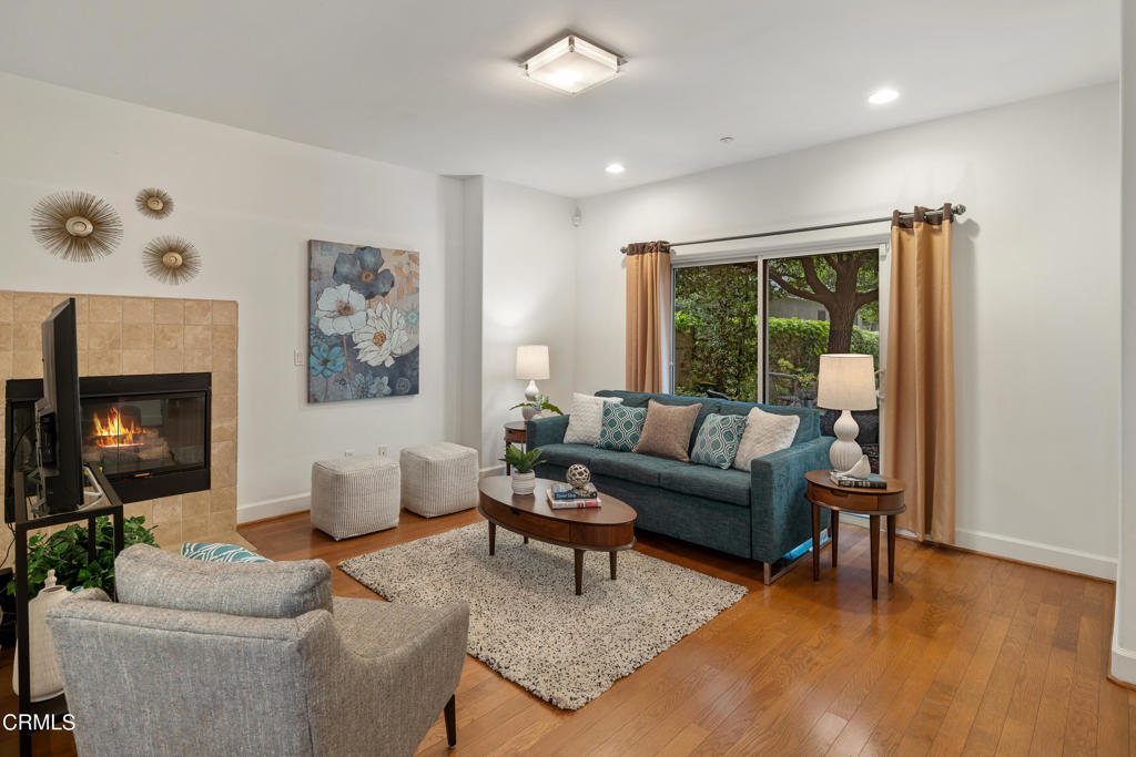 26 S Sunnyslope Avenue