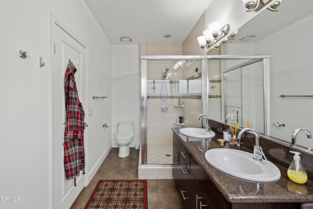 26 S Sunnyslope Avenue