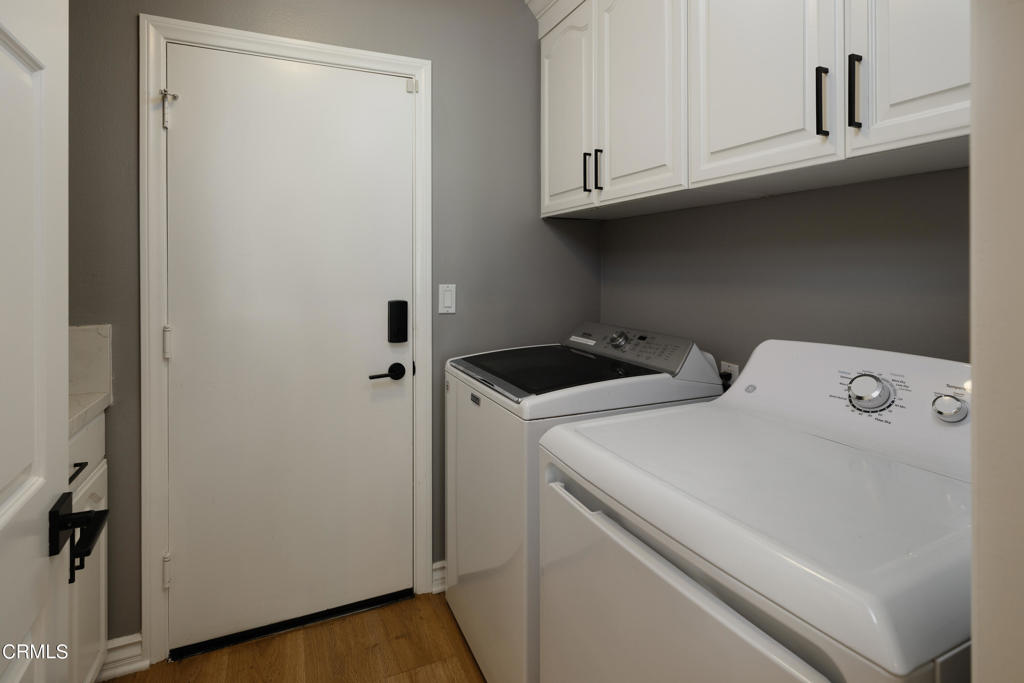 5516 Grey Feather Court