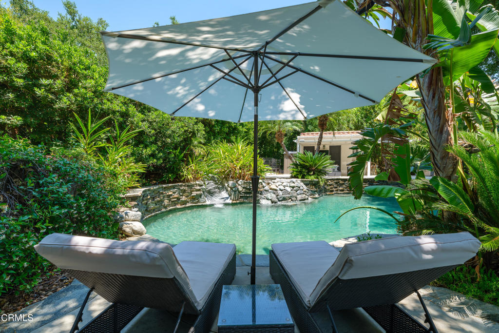 5516 Grey Feather Court