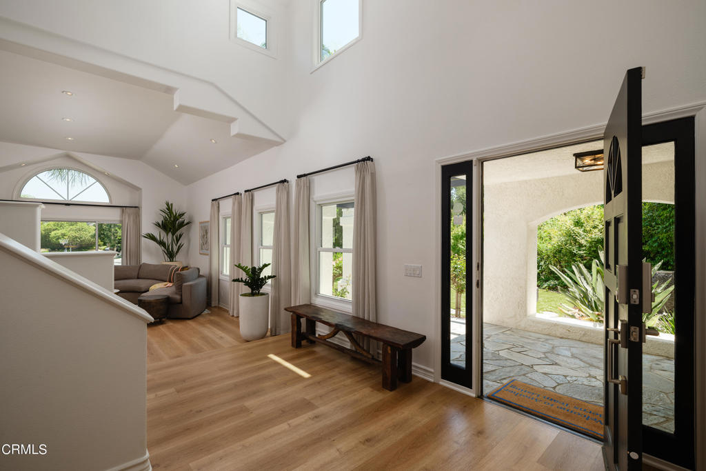 5516 Grey Feather Court