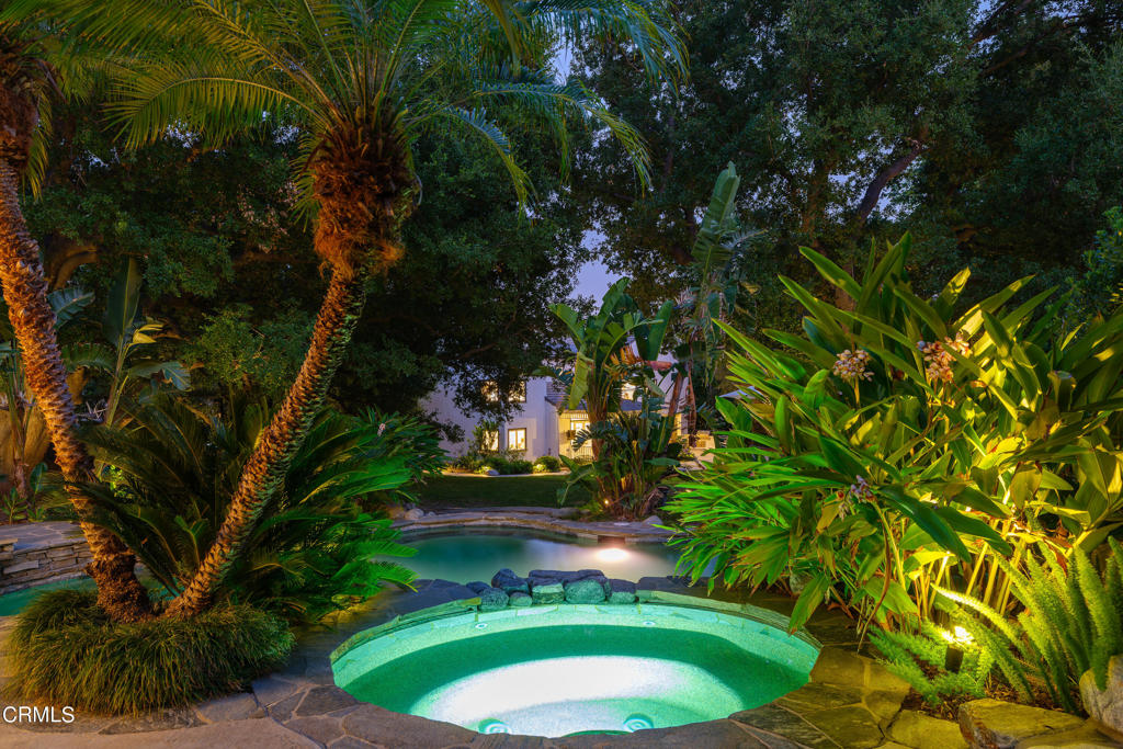 5516 Grey Feather Court