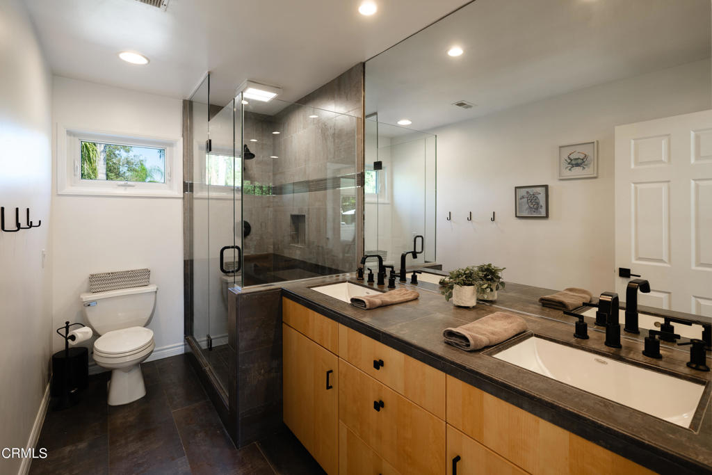 5516 Grey Feather Court