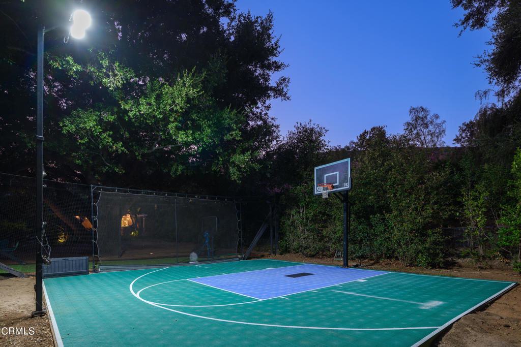 5516 Grey Feather Court