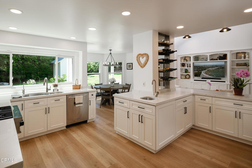 5516 Grey Feather Court