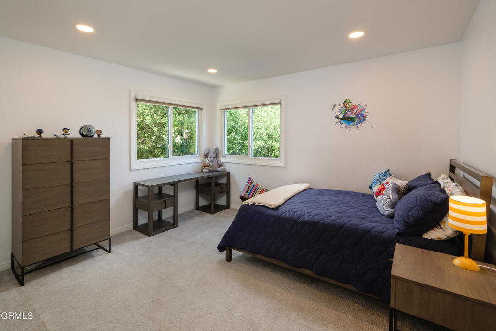 5516 Grey Feather Court