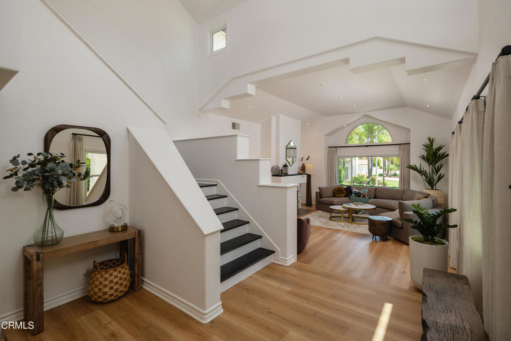 5516 Grey Feather Court