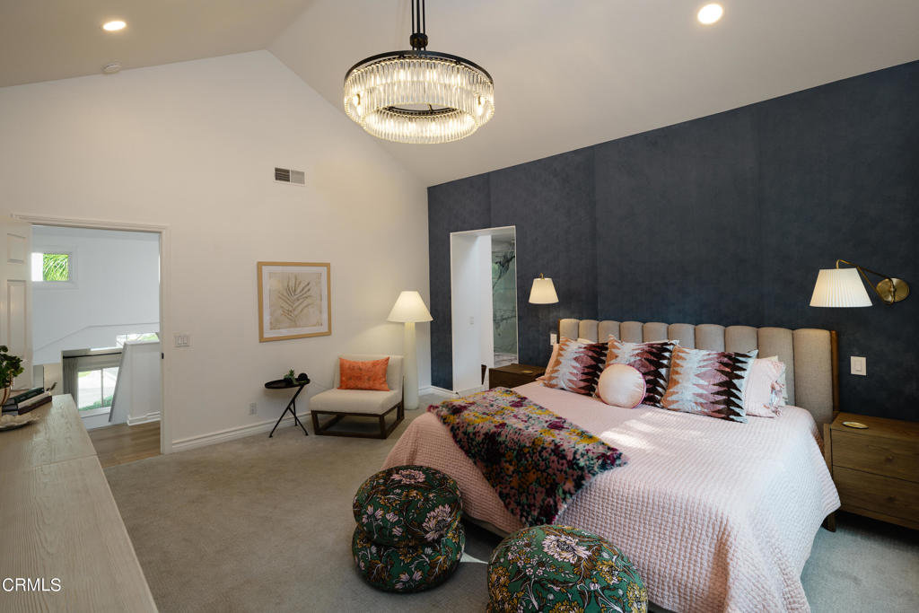 5516 Grey Feather Court