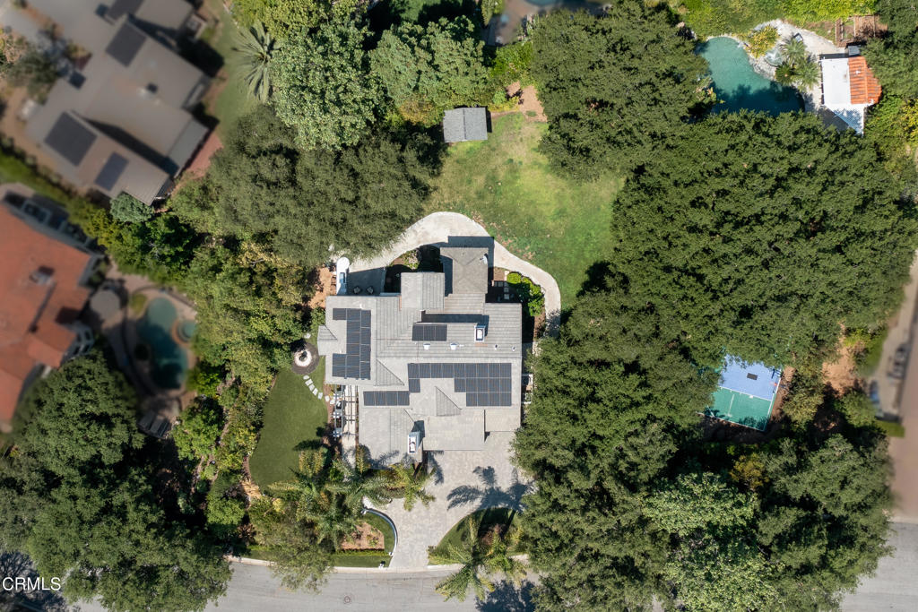 5516 Grey Feather Court