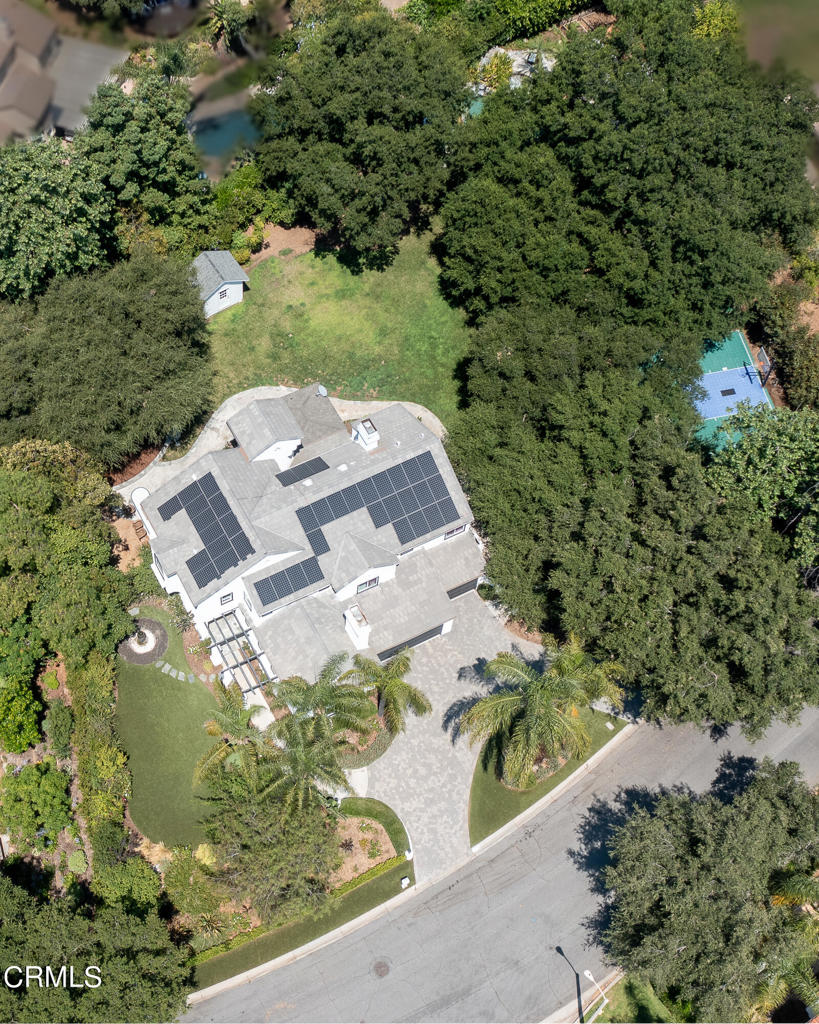 5516 Grey Feather Court