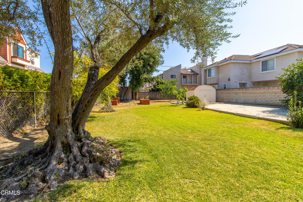 432 W Huntington Drive