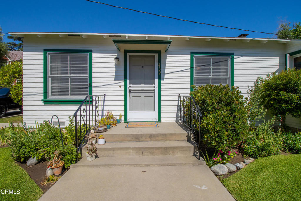 432 W Huntington Drive