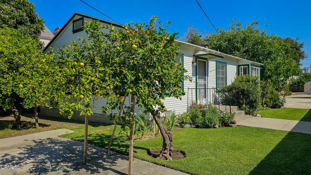 432 W Huntington Drive