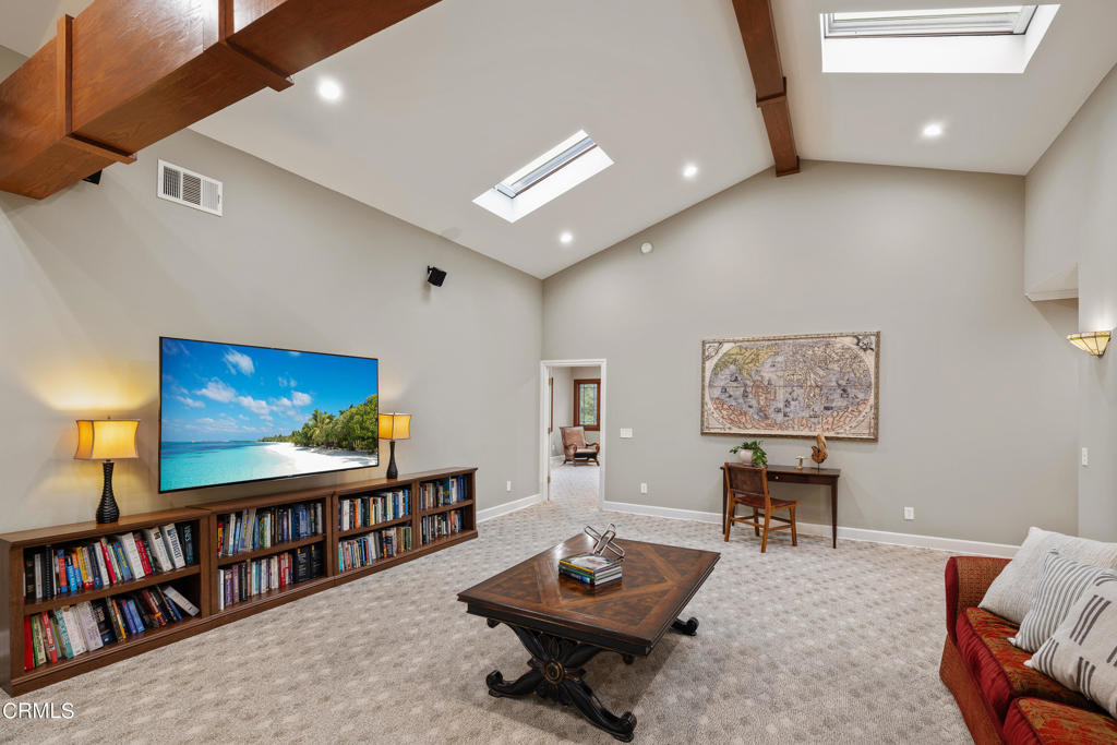 351 E Calaveras Street