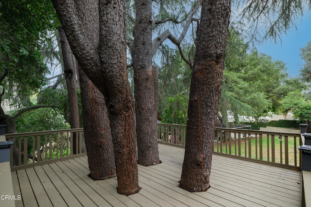 351 E Calaveras Street