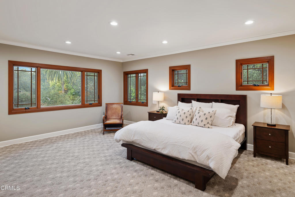 351 E Calaveras Street