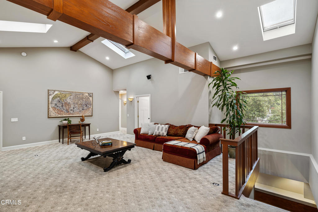 351 E Calaveras Street