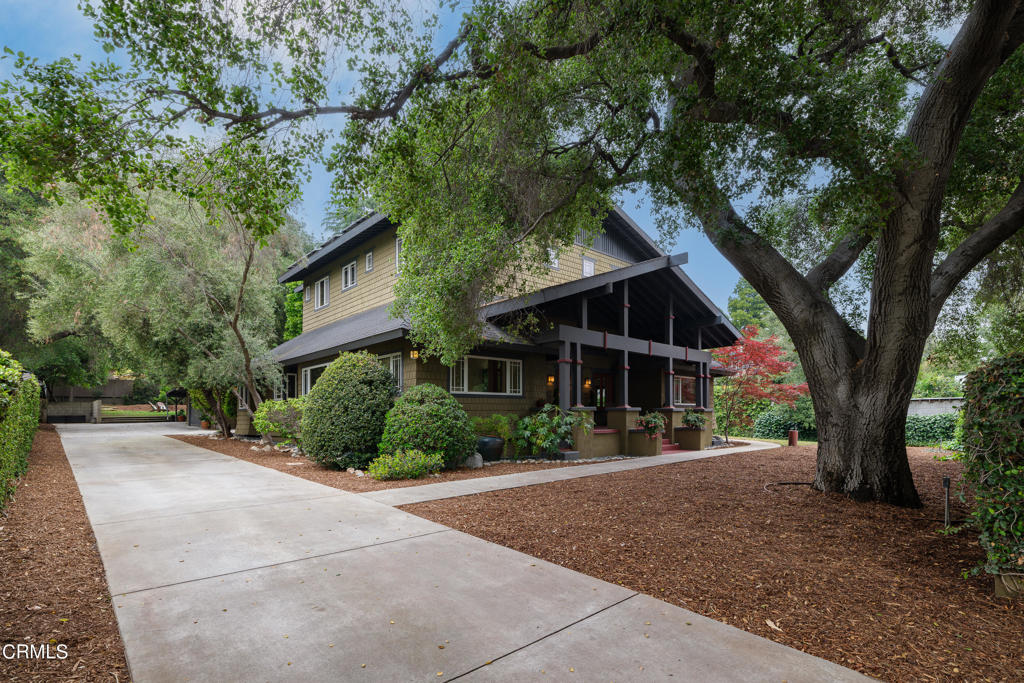 351 E Calaveras Street