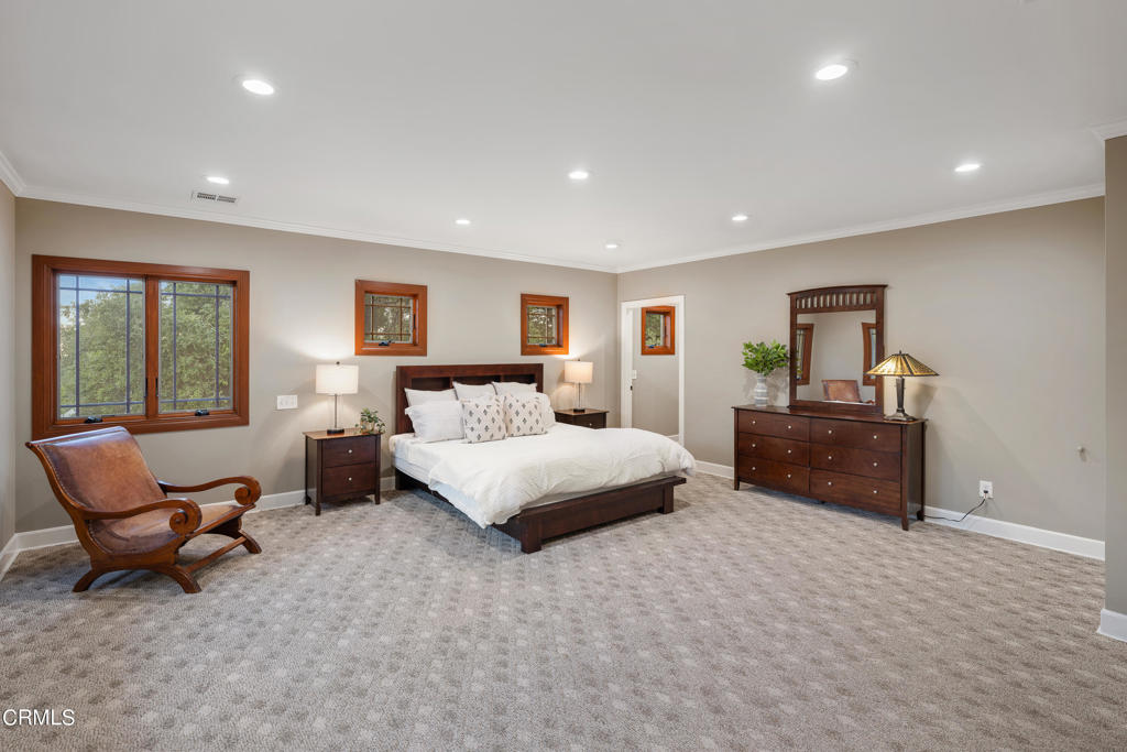 351 E Calaveras Street