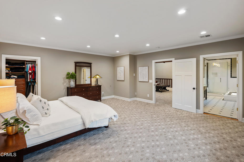 351 E Calaveras Street