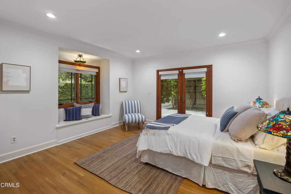 351 E Calaveras Street