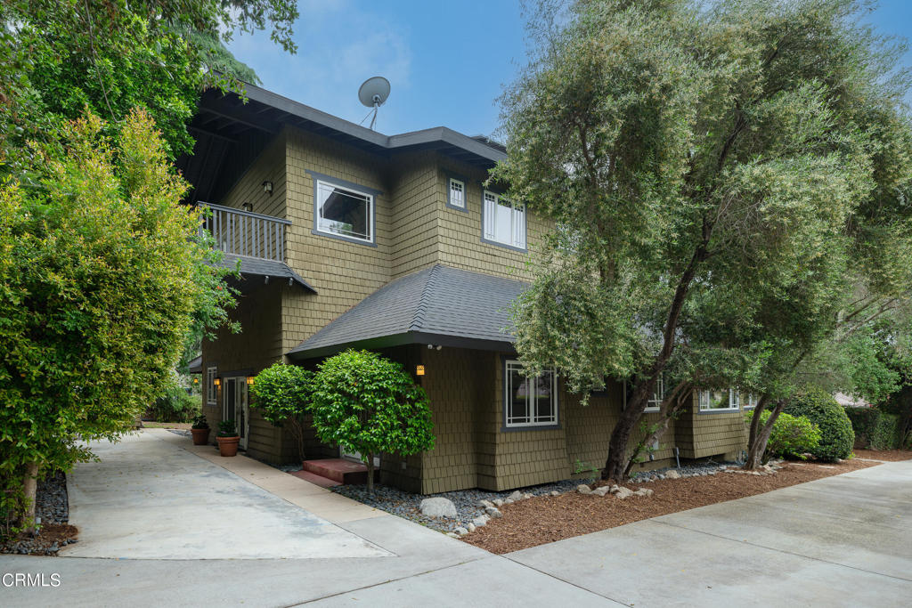 351 E Calaveras Street