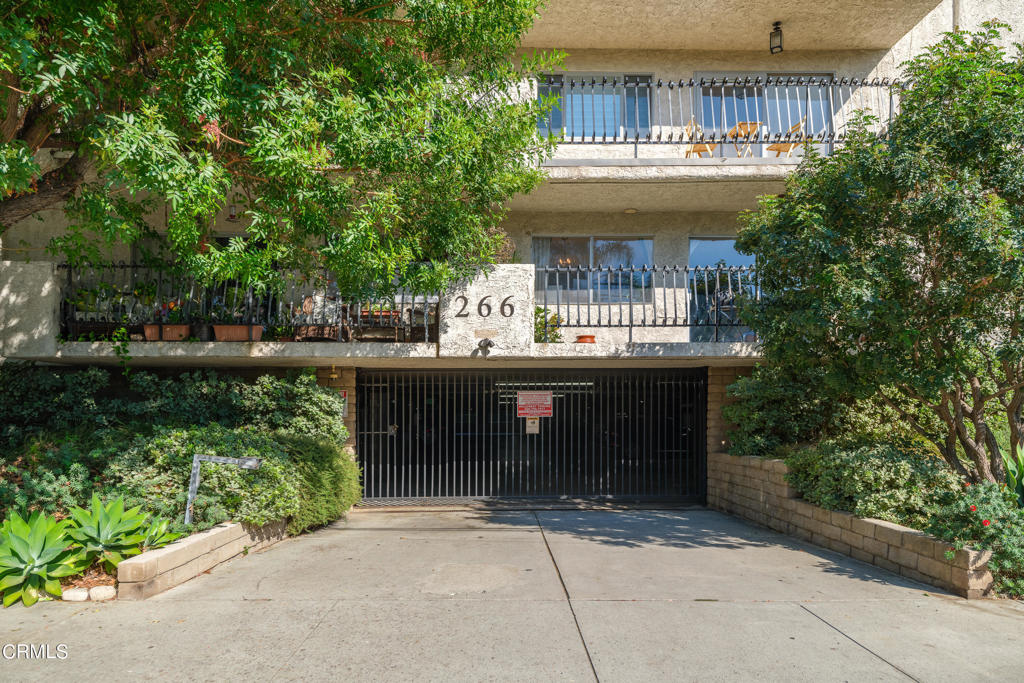 266 S Madison Avenue 105