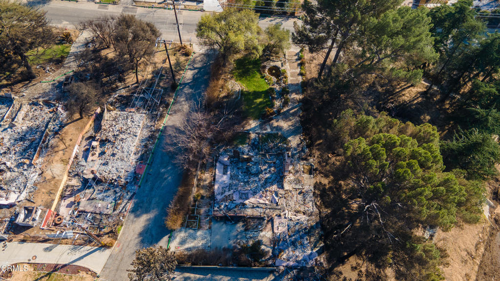 169 E Loma Alta Drive